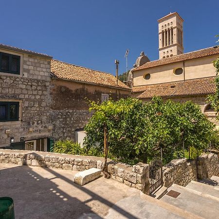 חוואר Villa Alea Hvar מראה חיצוני תמונה