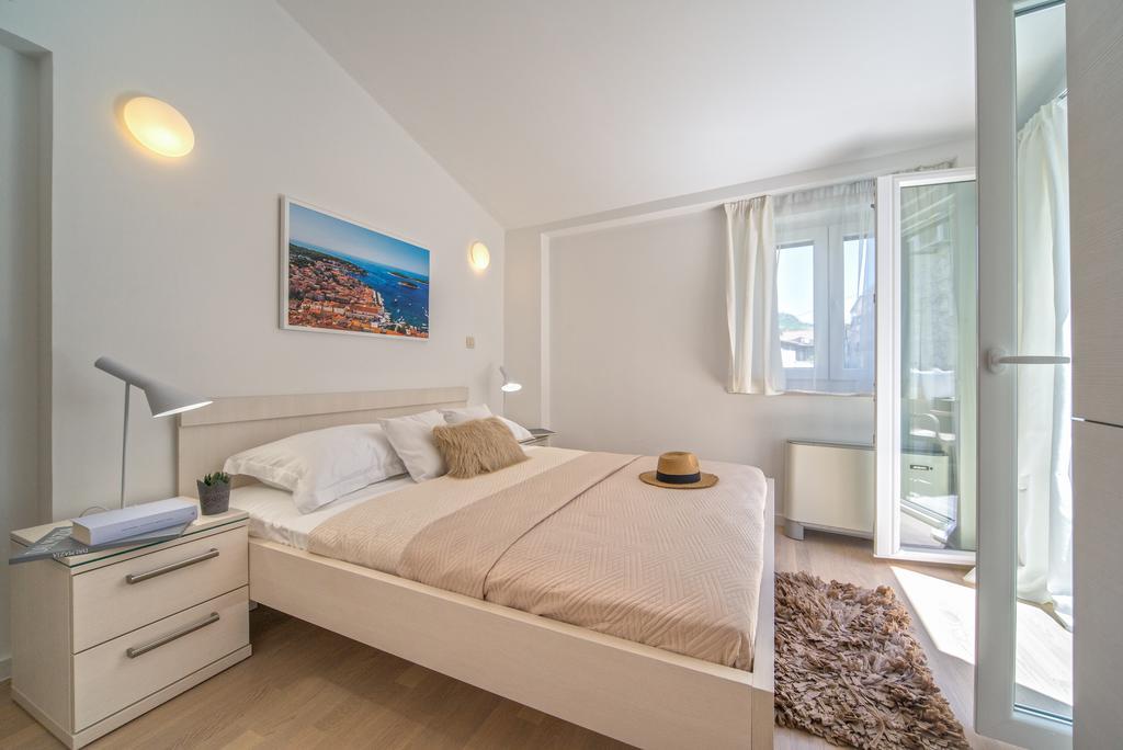 חוואר Villa Alea Hvar מראה חיצוני תמונה